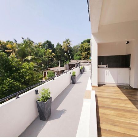 The Elegance Hotell Kalutara Exteriör bild